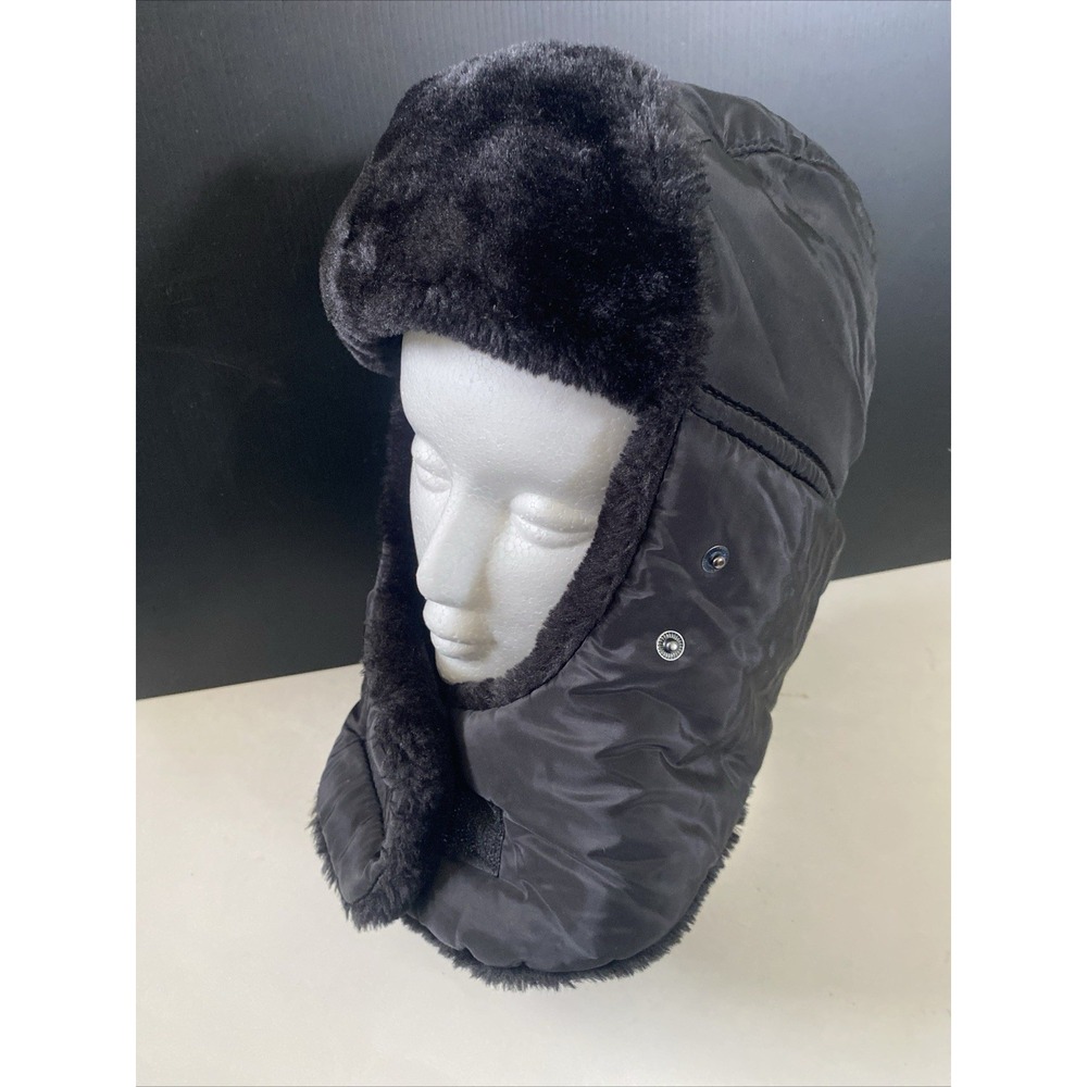 Black Winter Crown Cap. Large